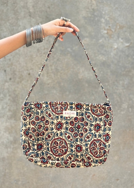 Shoulder Bags